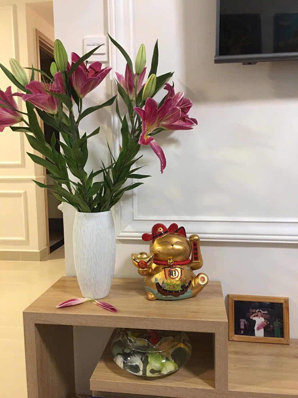 Căn hộ 2 Phòng Ngủ Full Nội Thất Cần Cho Thuê The Sun Avenue Giá 16,5 Triệu