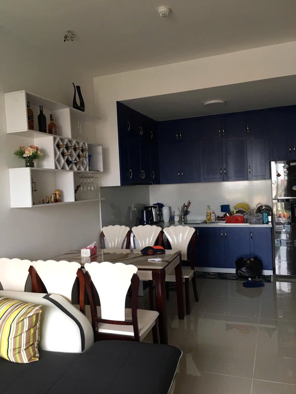 Căn hộ 2 Phòng Ngủ Full Nội Thất Cần Cho Thuê The Sun Avenue Giá 16,5 Triệu