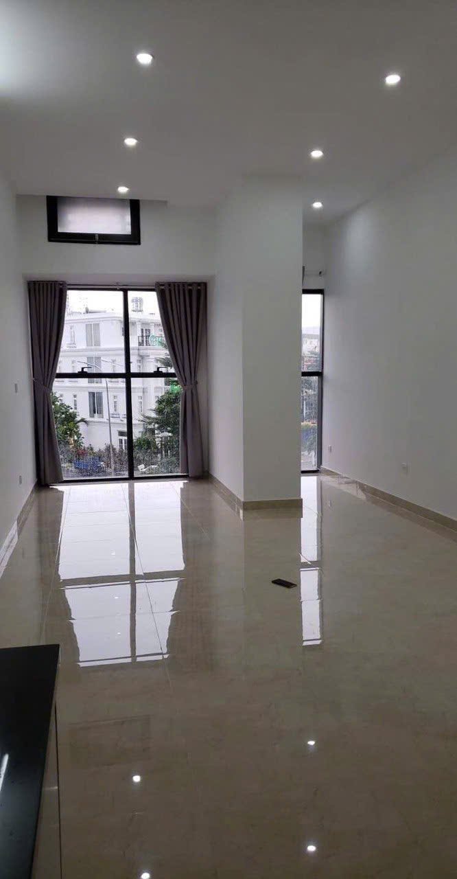 Studio cho thuê The Sun Avenue 10 Triệu - 38m2