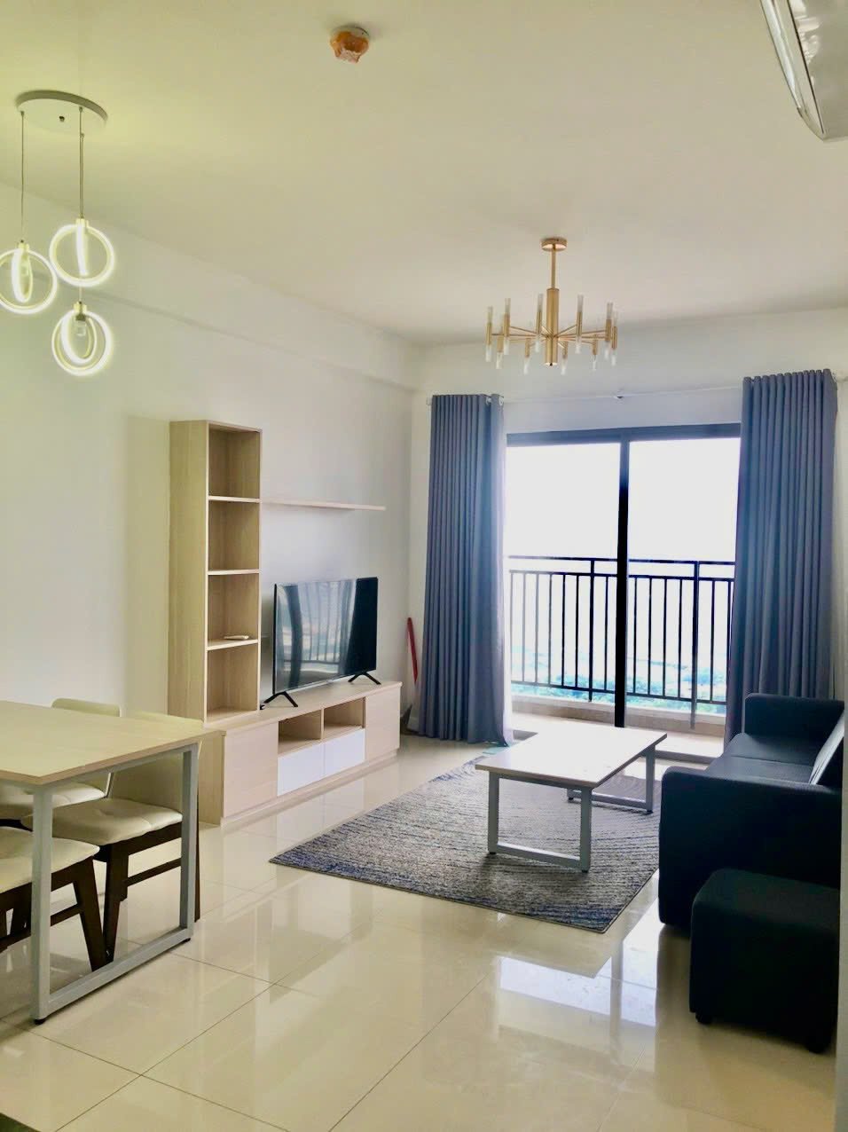 3 Phòng Ngủ View Sông Cho Thuê The Sun Avenue Q2