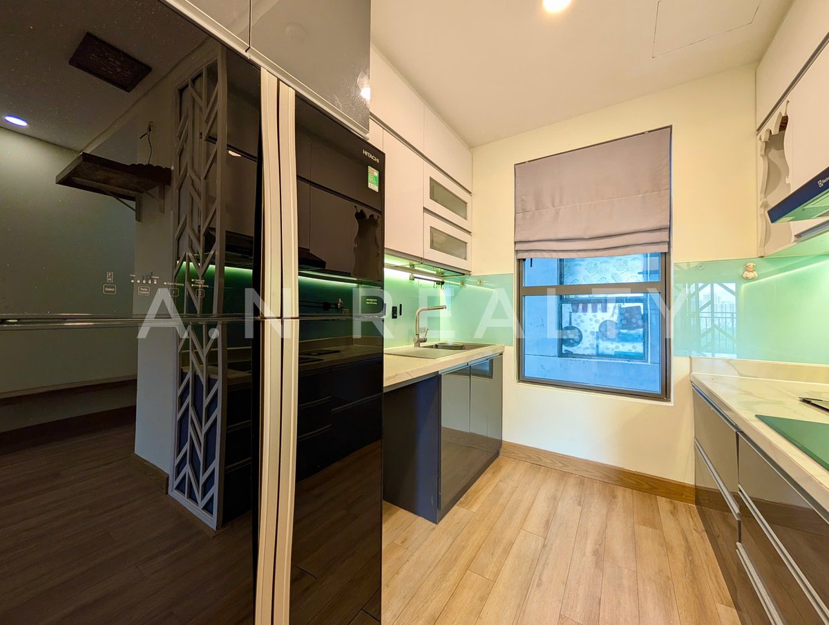 Căn Góc 3 Phòng Ngủ Cho Thuê The Sun Avenue - Giá 20 Triệu