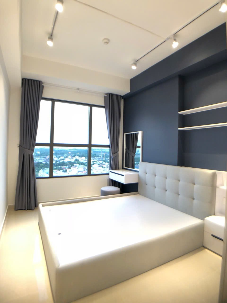 Bán Căn Hộ 1 Phòng Ngủ 51m2 The Sun Avenue Q2