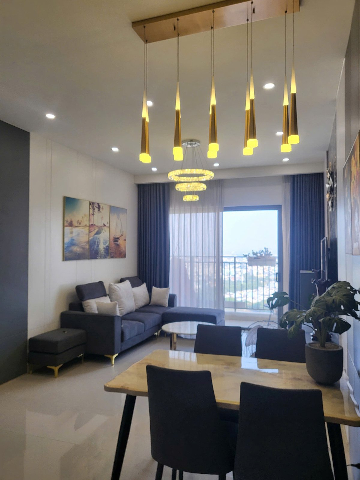 Căn Góc 3 Phòng Ngủ Cho Thuê The Sun Avenue Giá 21Tr