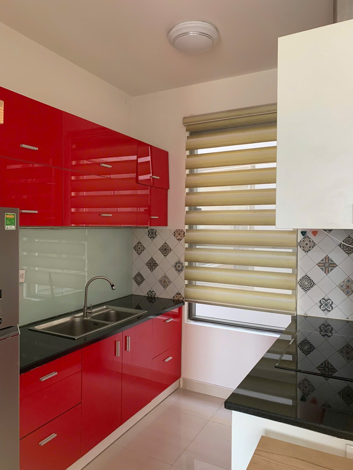 Căn Góc 3 Phòng Ngủ 79m2 Cho Thuê The Sun Avenue