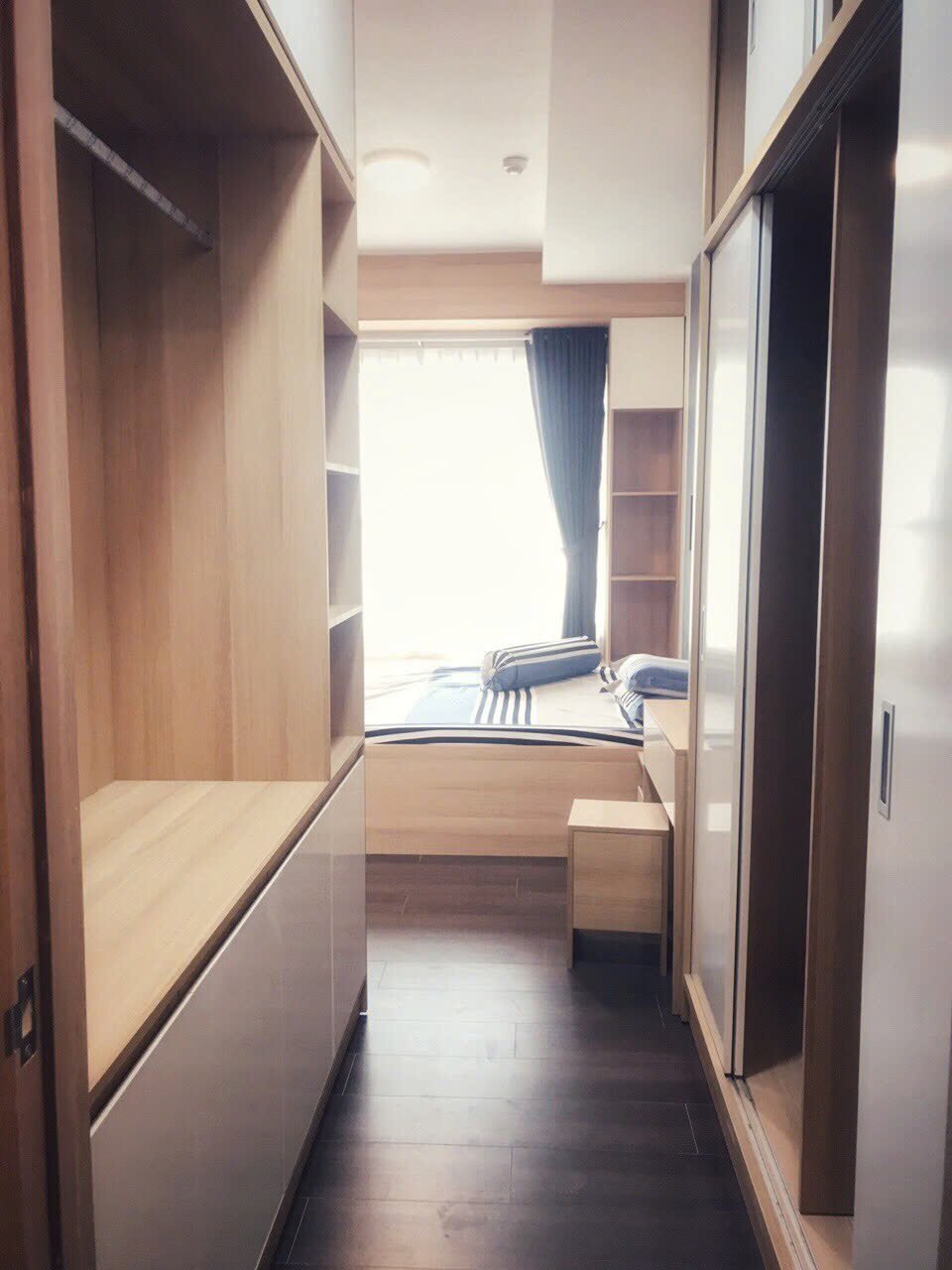 Bán Căn 2 Phòng Ngủ Có Nội Thất Tại The Sun Avenue Giá 7,5 Tỷ