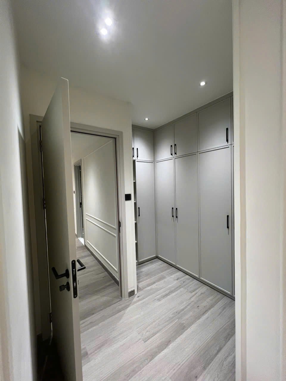 Bán Căn 3 Phòng Ngủ 109m2 Nhà Đẹp The Sun Avenue, Q2