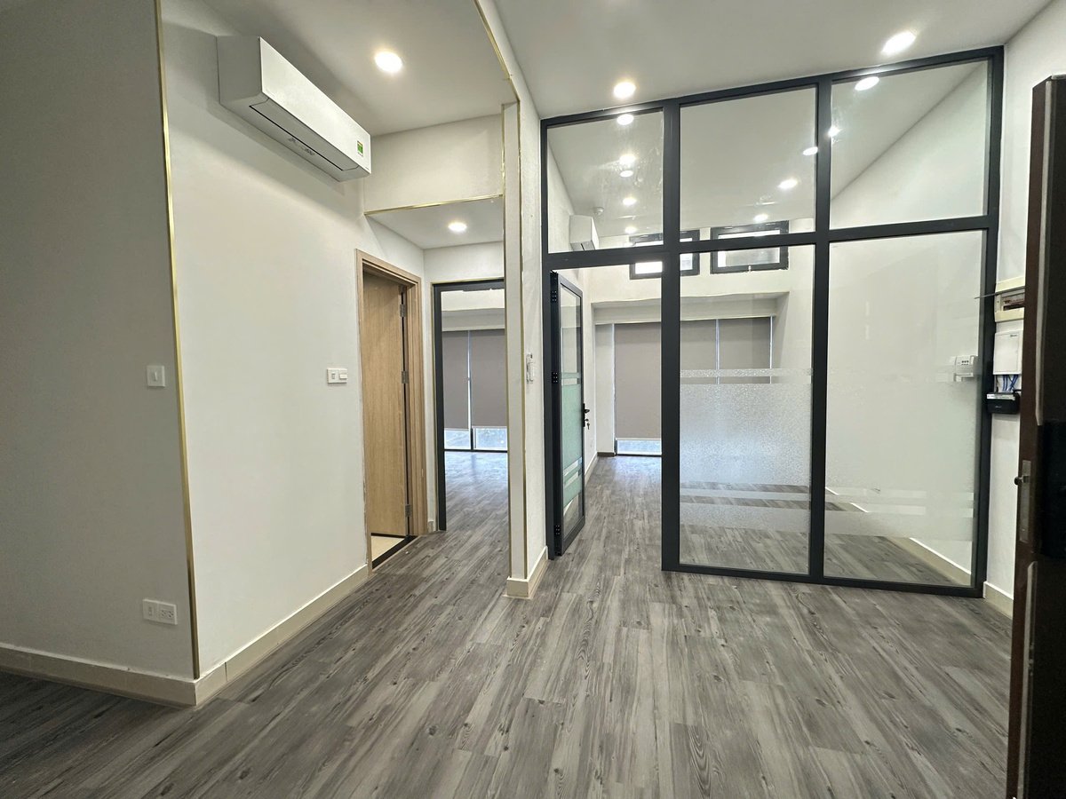 Văn Phòng Cho Thuê The Sun Avenue - 47m2 Giá 16Triệu Bao VAT