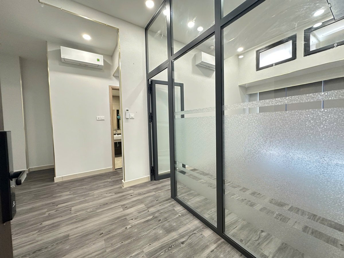 Văn Phòng Cho Thuê The Sun Avenue - 47m2 Giá 16Triệu Bao VAT