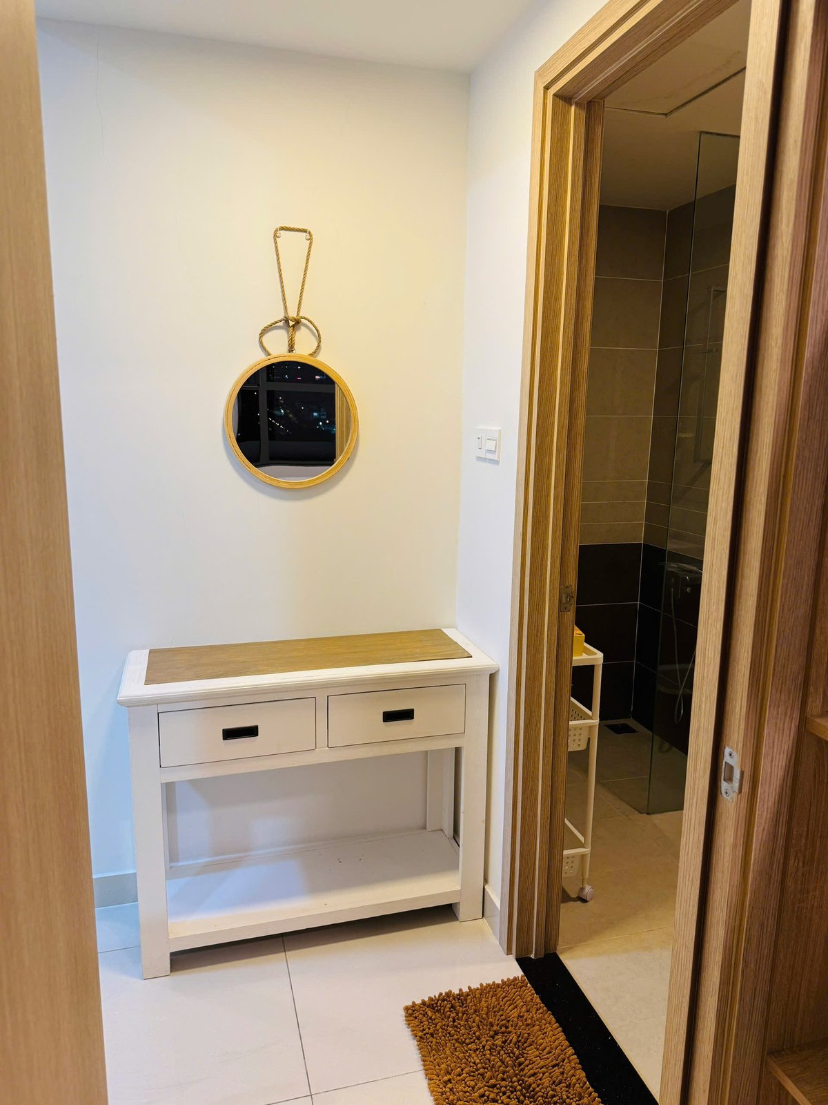 Cho Thuê Căn 1 Phòng Ngủ 51m2 Tại The Sun Avenue Giá 14 Triệu