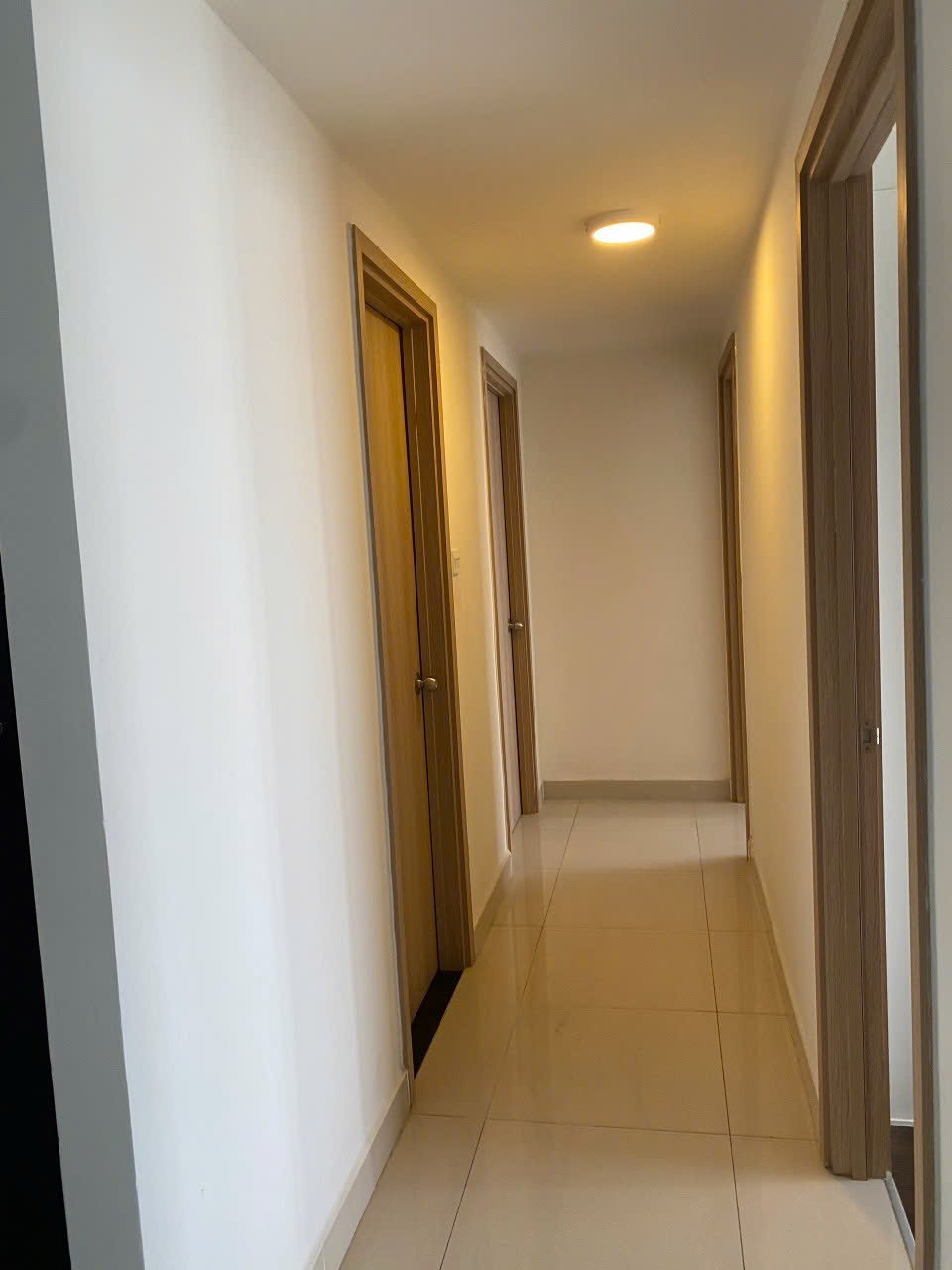 Cho Thuê căn hộ 3 Phòng ngủ -2 WC The Sun Avenue Giá 21 Triệu Diện Tích 90m2