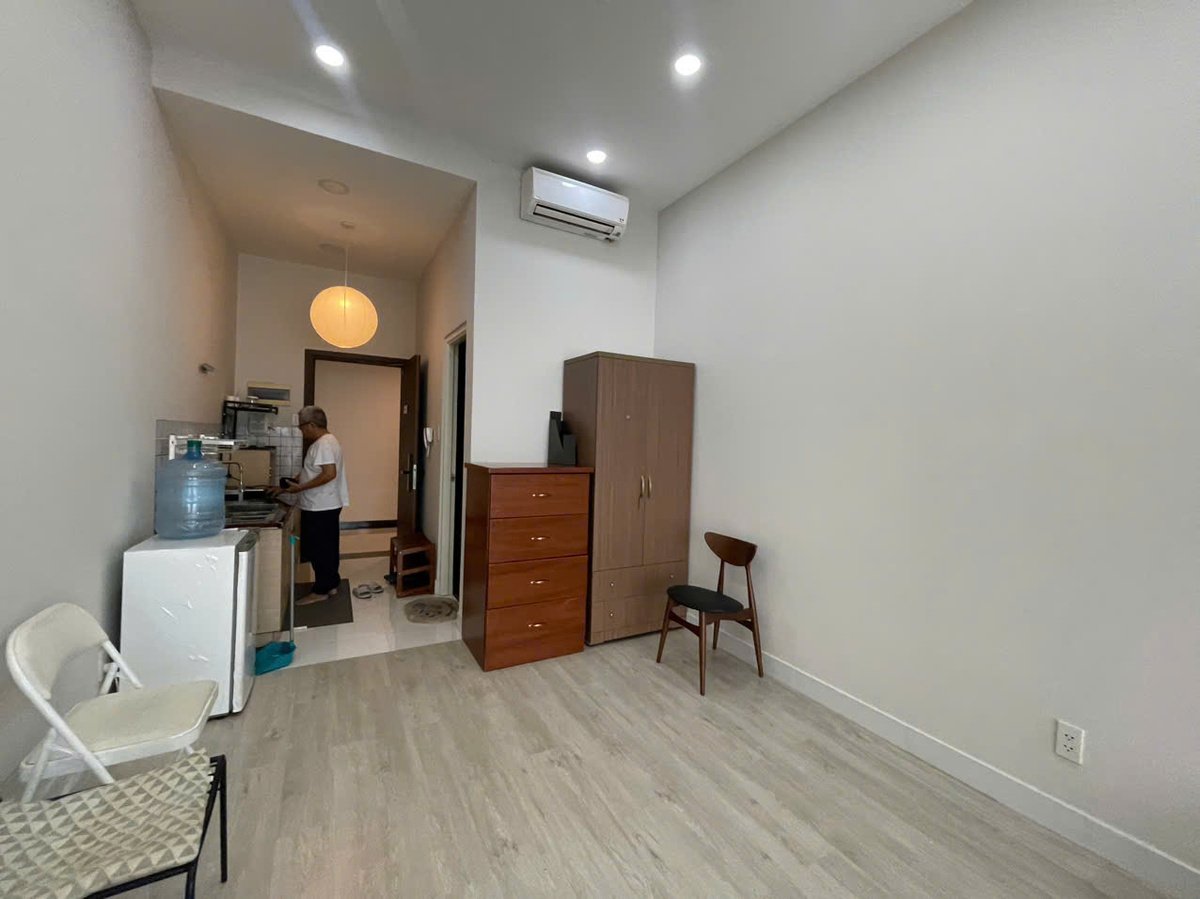 Cho Thuê Officetel The Sun Avenue 9,5 Triệu 35m2 Layout Vuông Vức View Đẹp