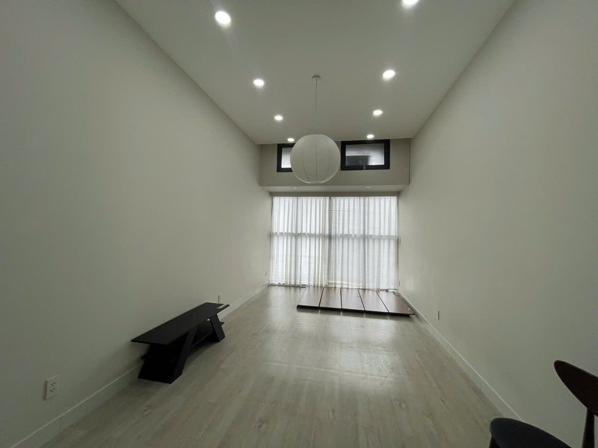 Cho Thuê Officetel The Sun Avenue 9,5 Triệu 35m2 Layout Vuông Vức View Đẹp