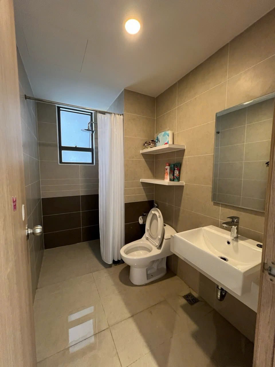 Căn Hộ 3 Phòng Ngủ The Sun Avenue Cho Thuê