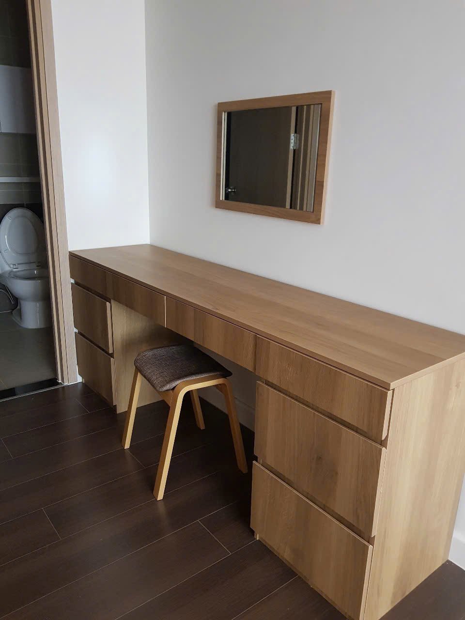 The Sun Avenue Cho Thuê Căn 2 Phòng Có Sẵn Nội Thất - 17 Triệu/ Tháng