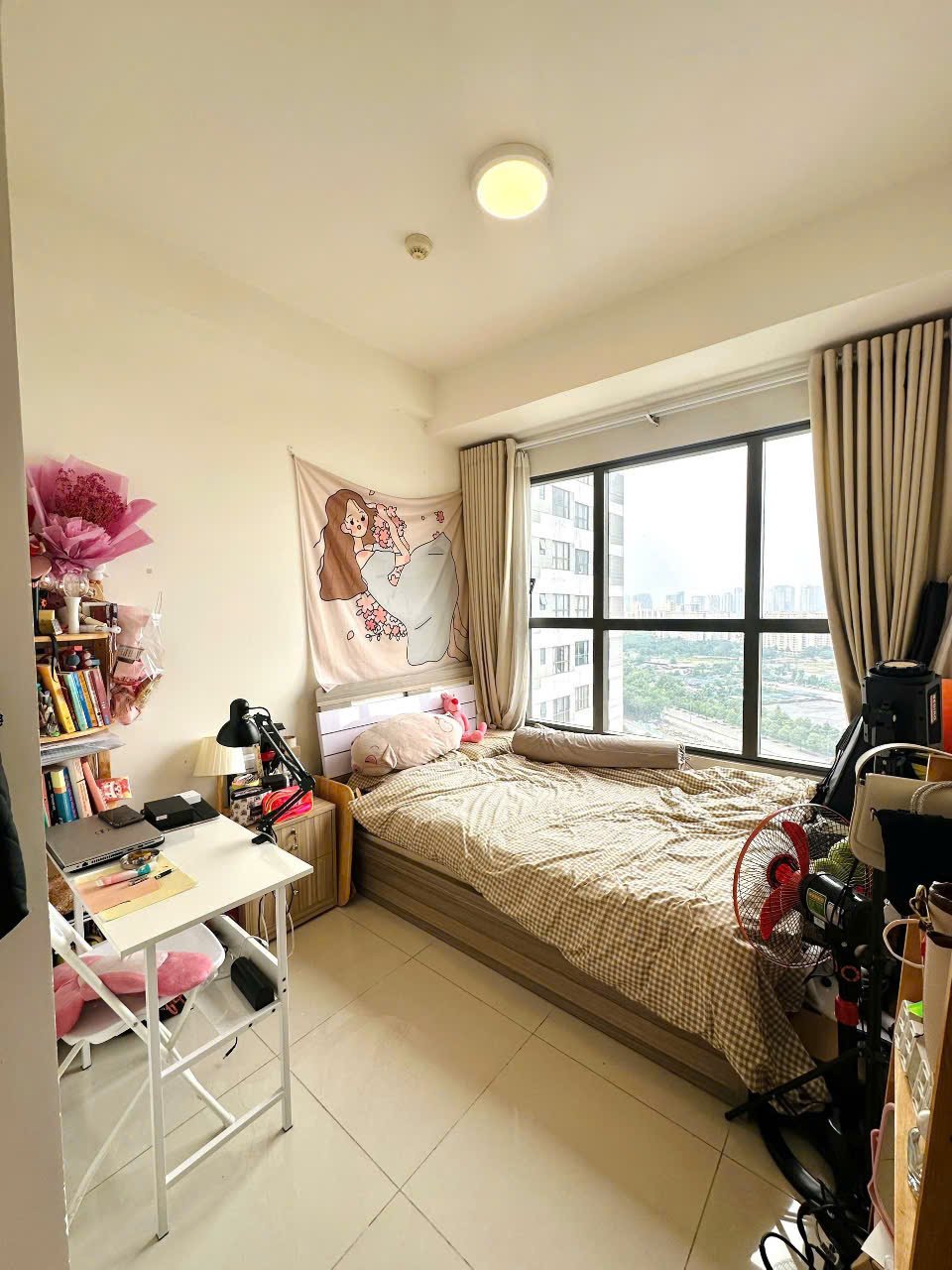 Bán Nhanh Căn Hộ 1 Phòng Ngủ - 37m2 Có Nội Thất Tầng Cao The Sun Avenue