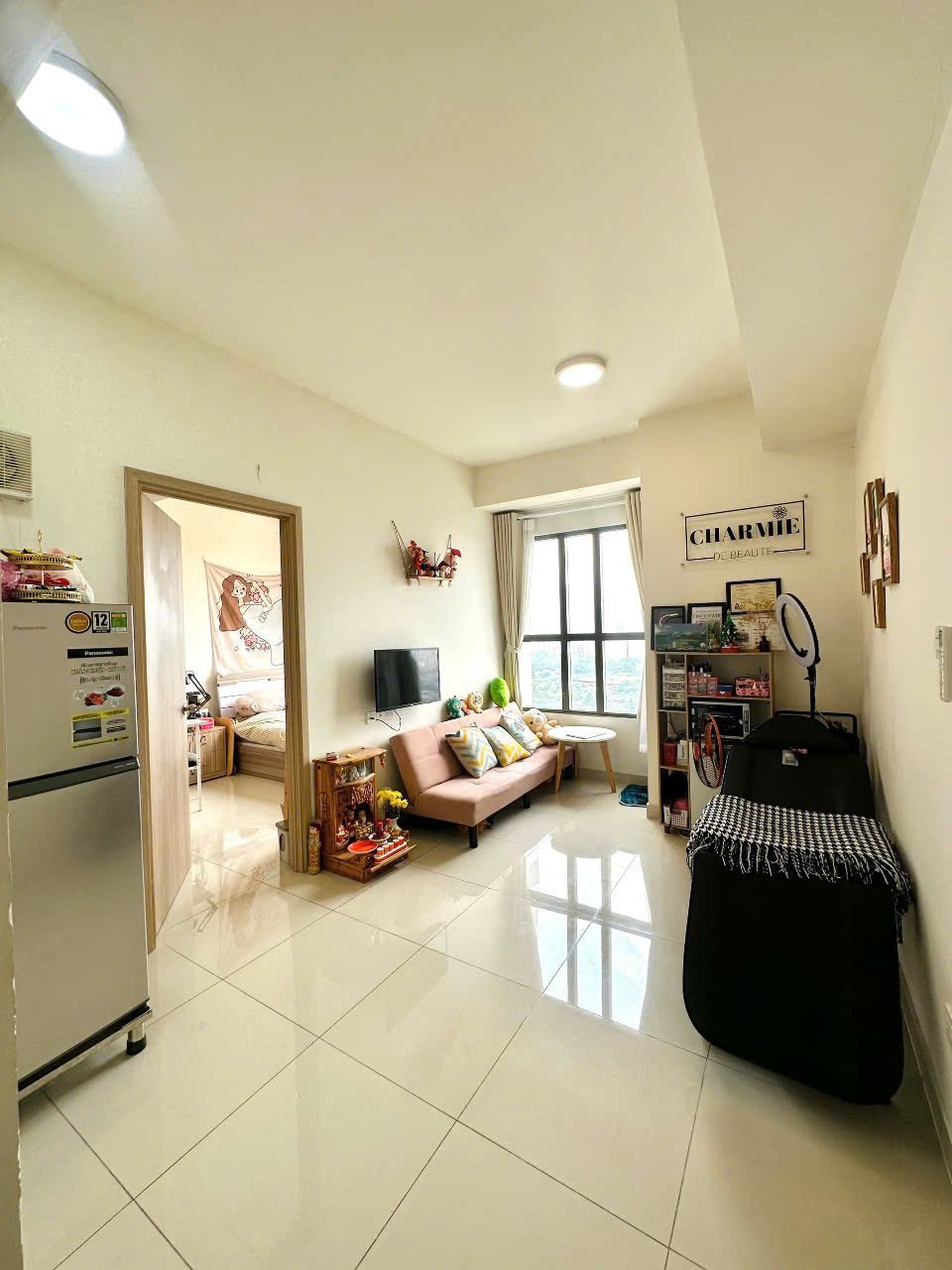 Bán Nhanh Căn Hộ 1 Phòng Ngủ - 37m2 Có Nội Thất Tầng Cao The Sun Avenue