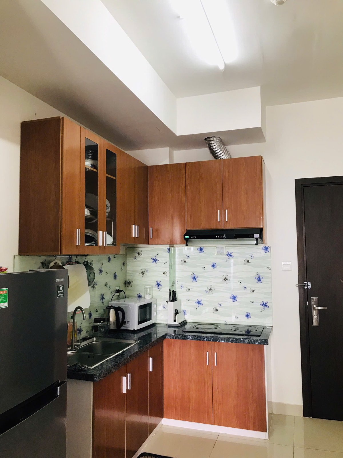 Căn Hộ 1 Phòng Ngủ +1 Cho Thuê The Sun Avenue Giá Chỉ 13 Triệu