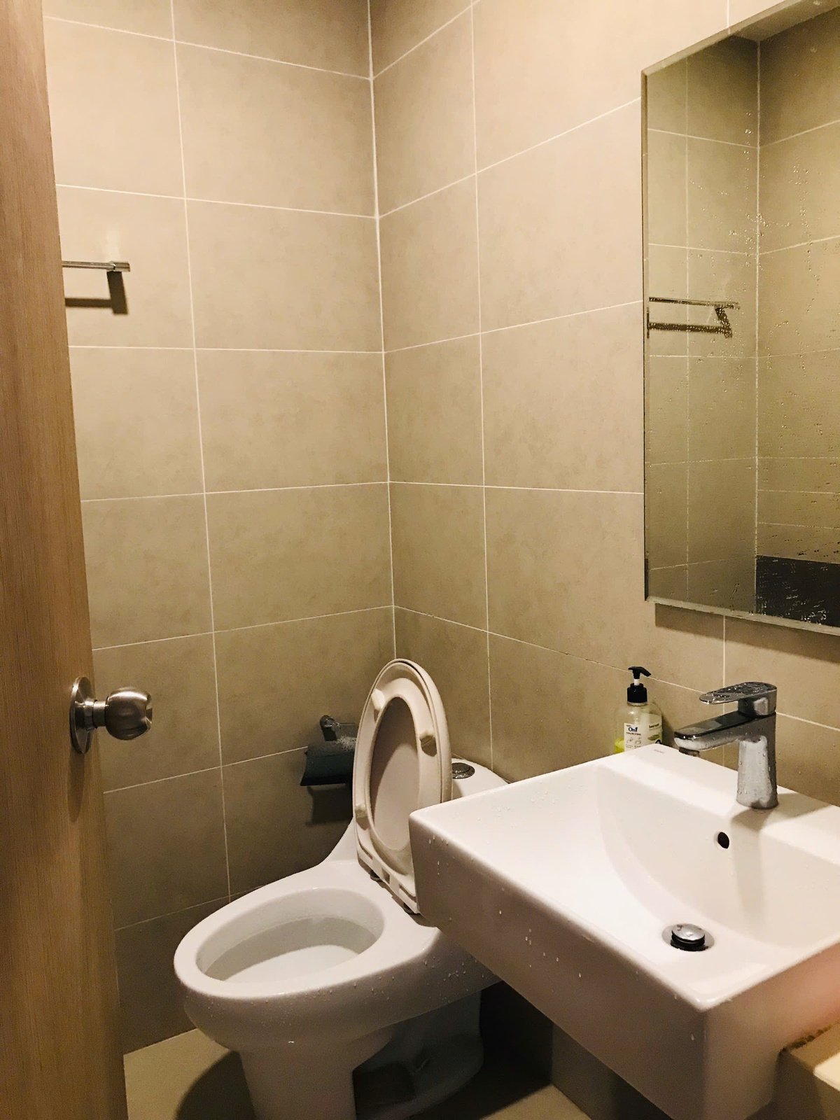 Căn Hộ 1 Phòng Ngủ +1 Cho Thuê The Sun Avenue Giá Chỉ 13 Triệu