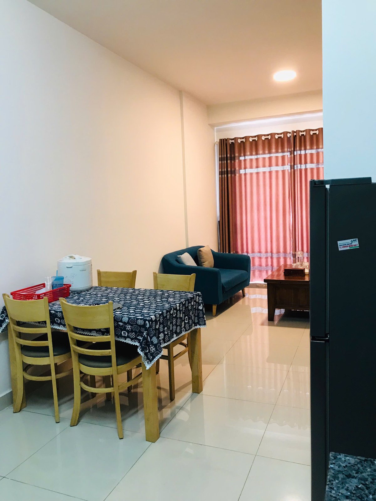 Căn Hộ 1 Phòng Ngủ +1 Cho Thuê The Sun Avenue Giá Chỉ 13 Triệu