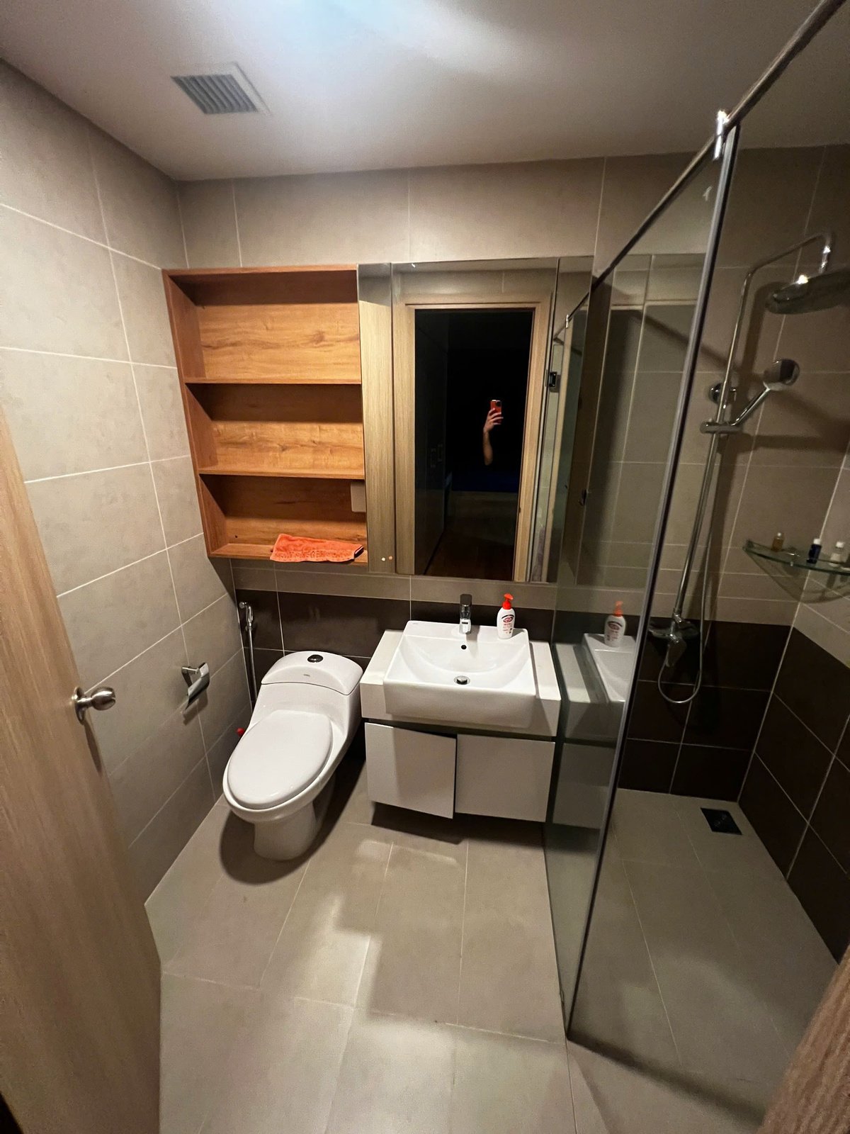 Bán Căn hộ 2 Phòng Ngủ Có Nội Thất The Sun Avenue, Q2