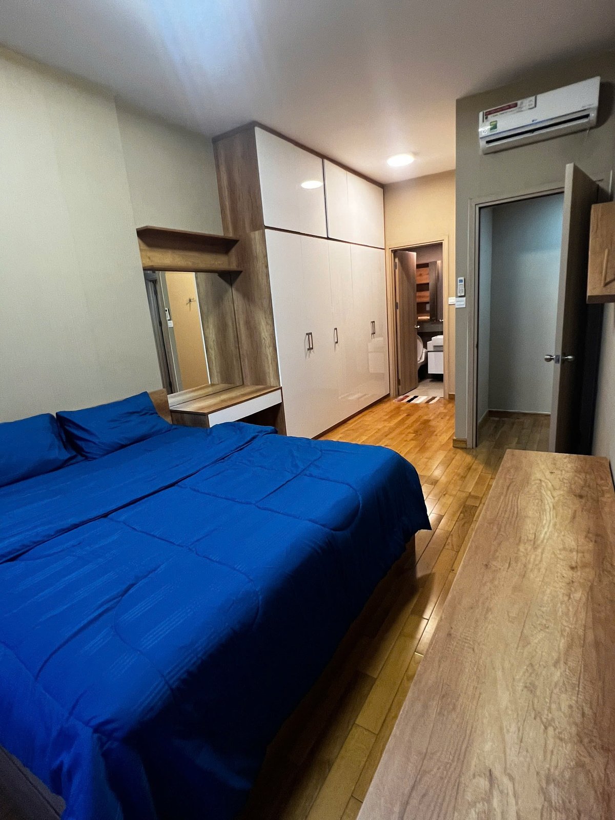 Bán Căn hộ 2 Phòng Ngủ Có Nội Thất The Sun Avenue, Q2