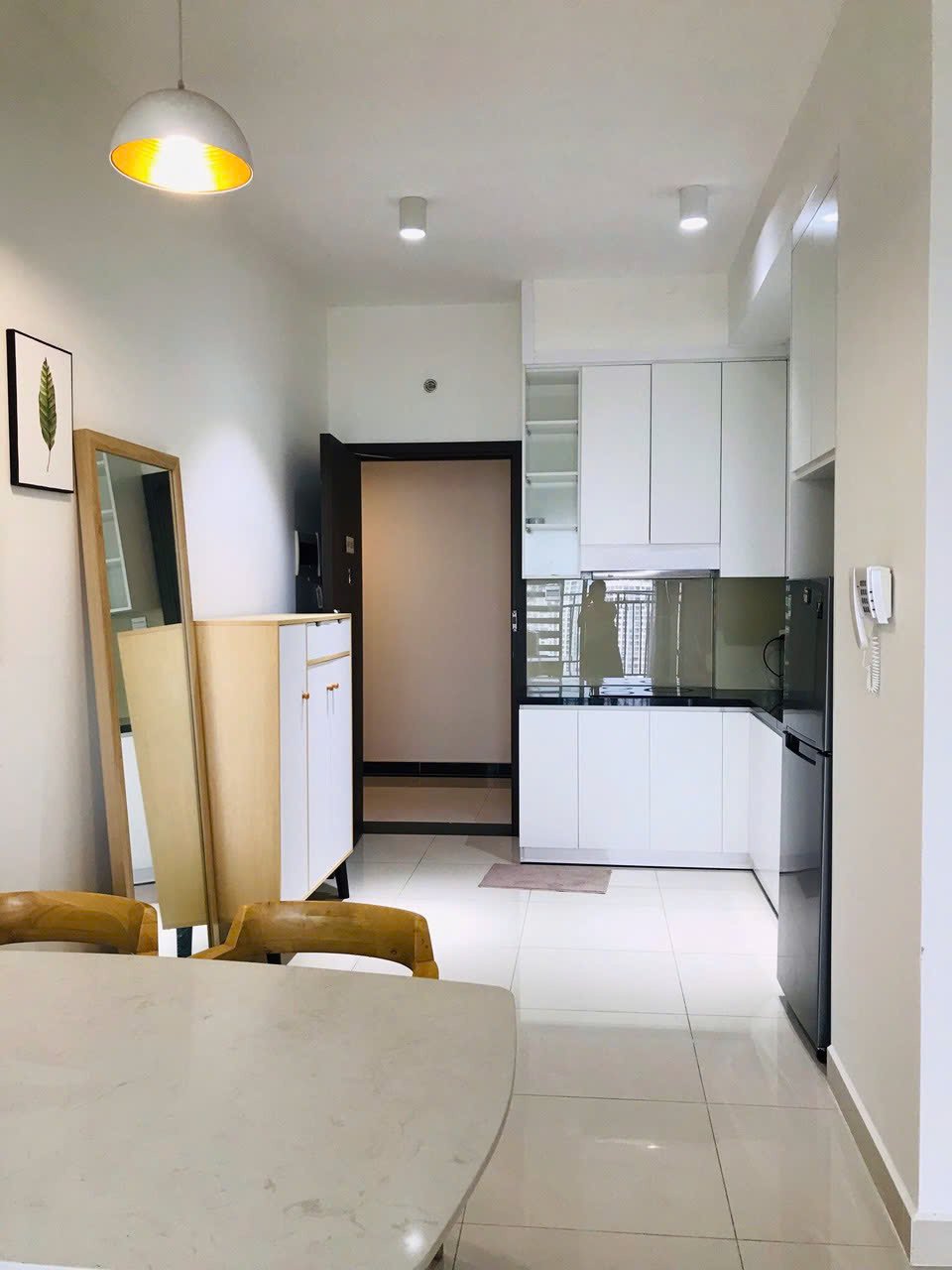 Cho Thuê Căn 2 Phòng Ngủ, 1WC Tại The Sun Avenue