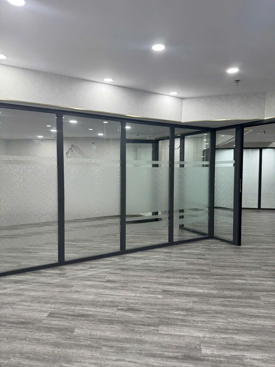 Shophoue 80m2 Cho Thuê The Sun Avenue