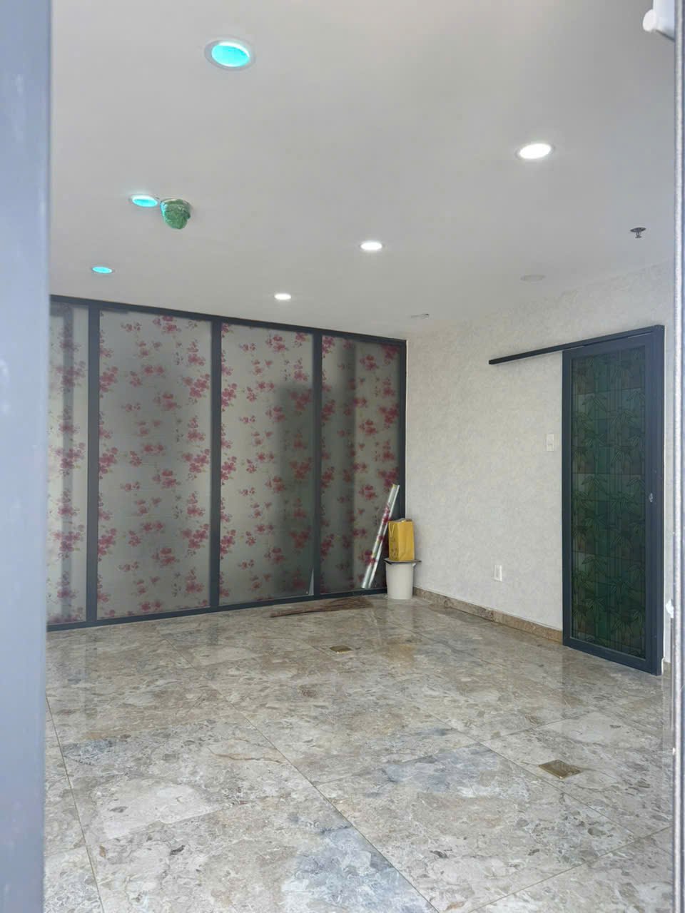 Shophoue 80m2 Cho Thuê The Sun Avenue