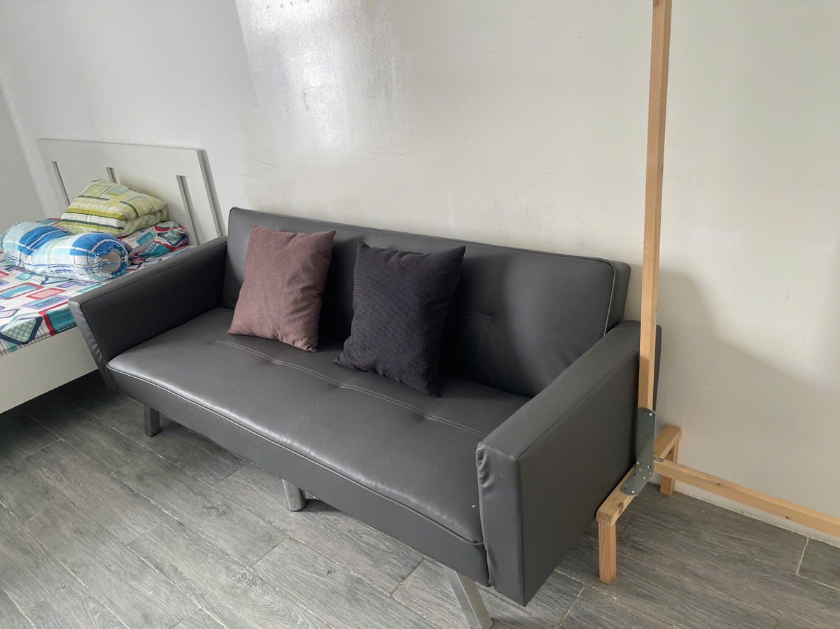 Studio Có Sẵn Nội Thất Cho Thuê The Sun Avenue Giá 9,5 Triệu