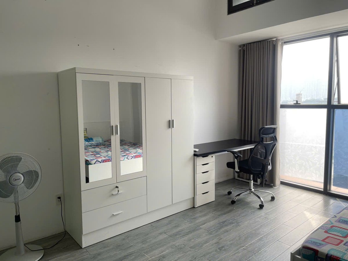 Studio Có Sẵn Nội Thất Cho Thuê The Sun Avenue Giá 9,5 Triệu