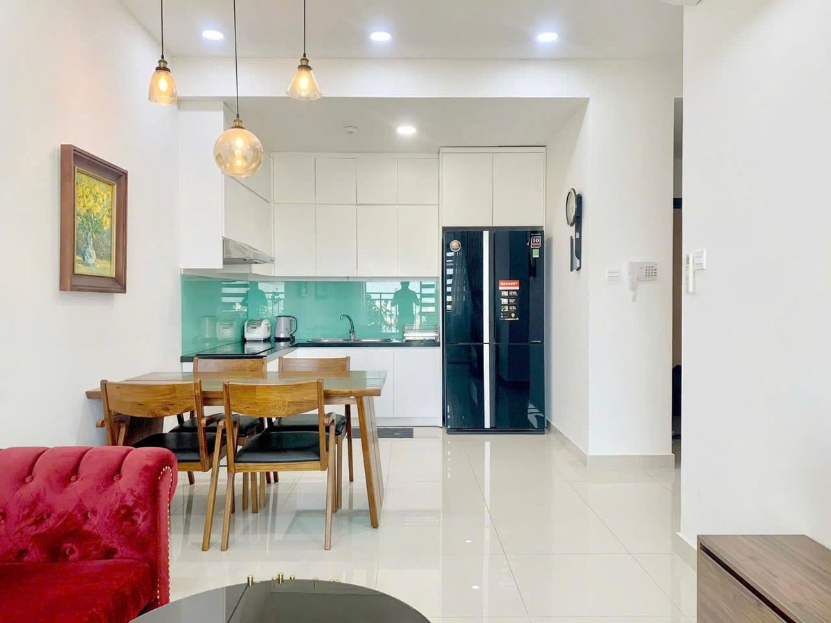 Căn 2 Phòng Ngủ Sẵn Nội Thất Cho Thuê Tại The Sun Avenue, Q2