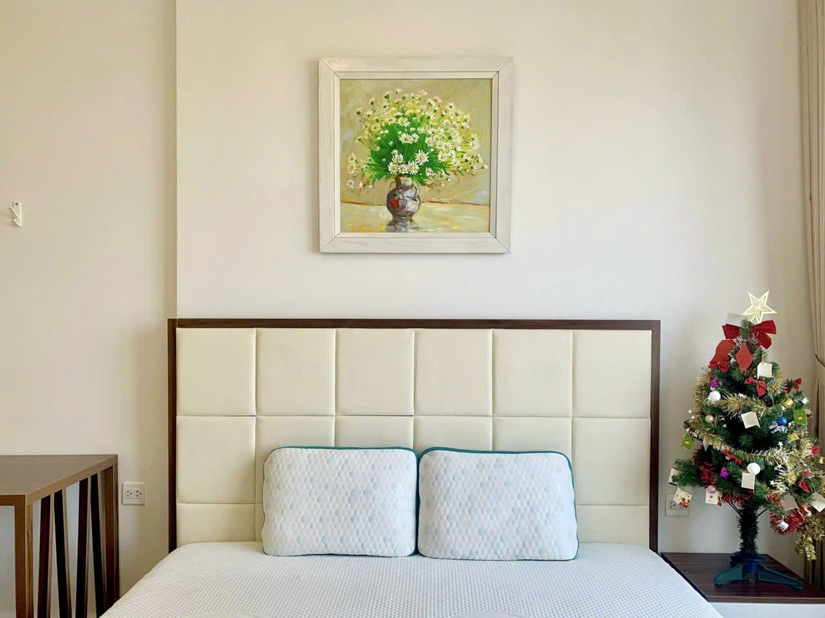 Căn 2 Phòng Ngủ Sẵn Nội Thất Cho Thuê Tại The Sun Avenue, Q2