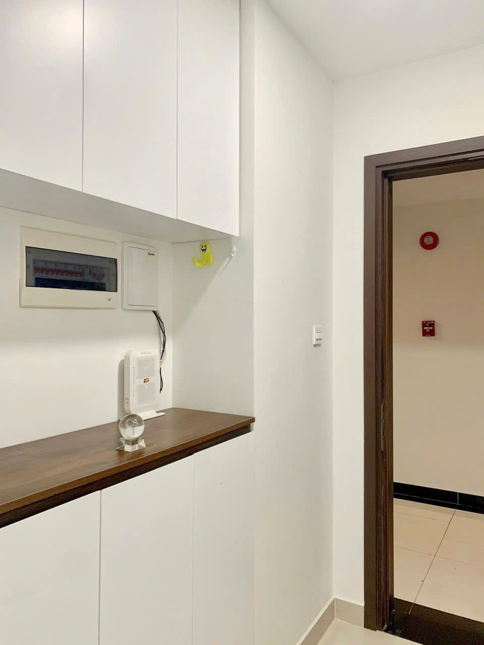 Căn 2 Phòng Ngủ Sẵn Nội Thất Cho Thuê Tại The Sun Avenue, Q2