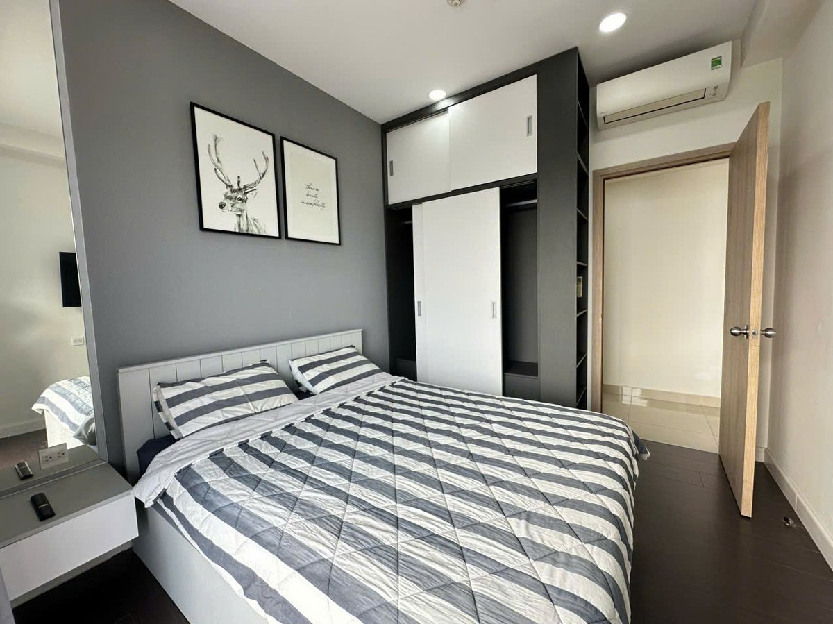 Căn Góc 3 Phòng Ngủ Nội Thất Đầy Đủ Cho Thuê Tại The Sun Avenue