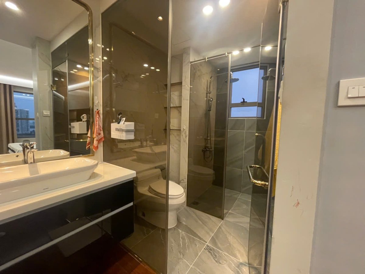 Căn hộ 2 Phòng ngủ diện tích lớn nhất The Sun Avenue 105m2 cần cho thuê