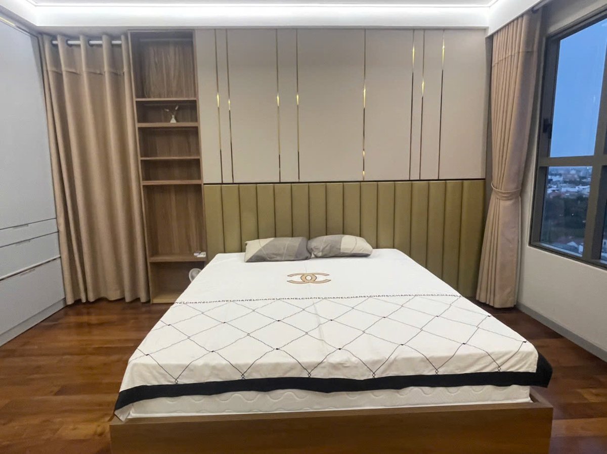 Căn hộ 2 Phòng ngủ diện tích lớn nhất The Sun Avenue 105m2 cần cho thuê