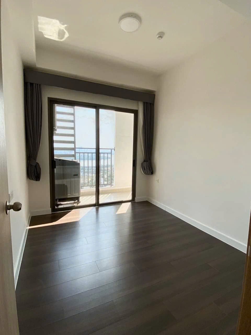 Cho Thuê The Sun Avenue 2 Phòng Ngủ Giá 13,5 Triệu - 75m2 Nội Thất Cơ Bản