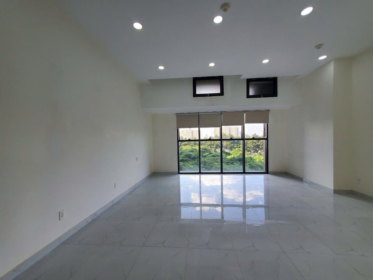 Văn Phòng Diện Tích Lớn 55m2 Bán 3,5 Tỷ - The Sun Avenue