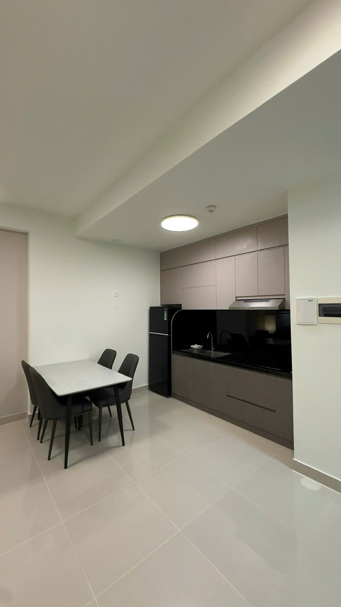 The Sun Avenue Cho Thuê Căn 2 Phòng Ngủ Có Nội Thất , 73m2