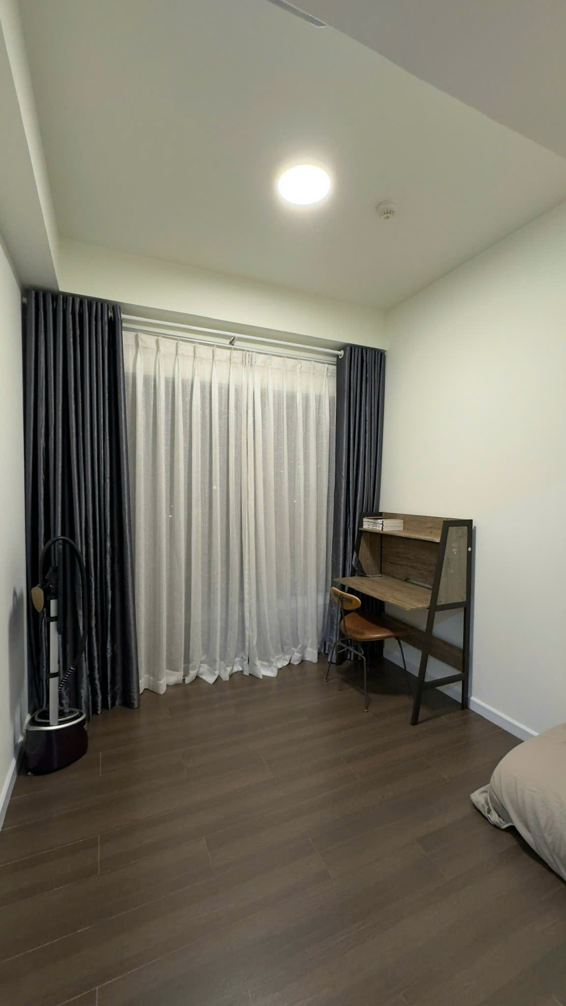 The Sun Avenue Cho Thuê Căn 2 Phòng Ngủ Có Nội Thất , 73m2