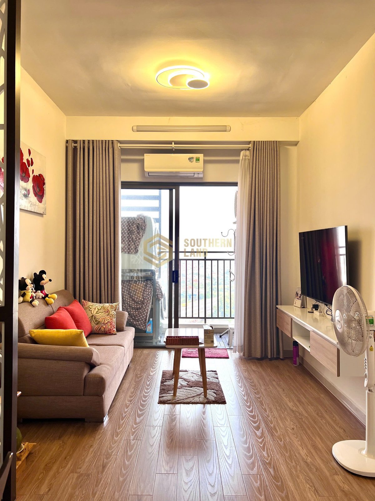 Căn Hộ 2 Phòng Ngủ, 56m2 Cần Cho Thuê The Sun Avenue