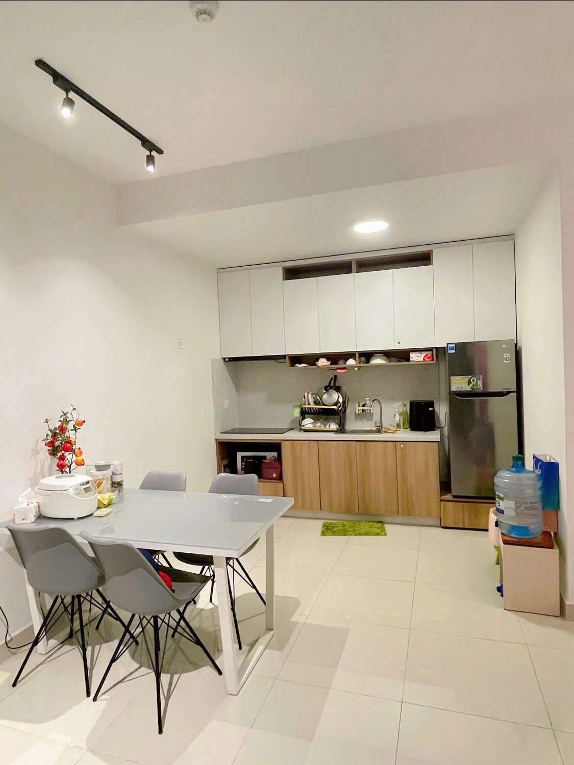 Bán Căn Hộ 75m2 - 2 Phòng Ngủ Full Nội Thất Đẹp The Sun Avenue Quận 2