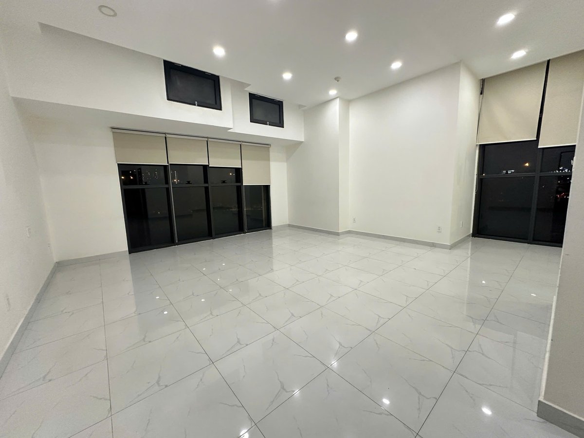 Văn Phòng Diện Tích Lớn 55m2 Bán 3,5 Tỷ - The Sun Avenue