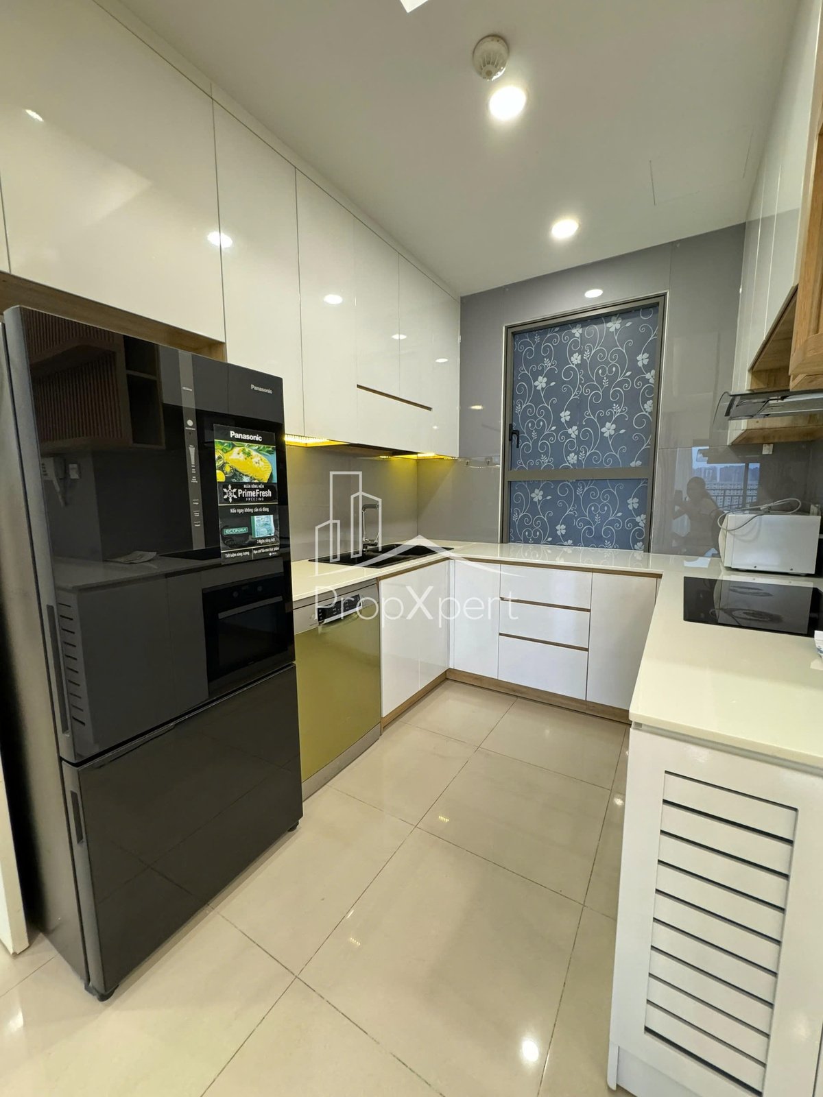 The Sun Avenue Căn Hộ 3 Phòng Ngủ 89m2 Cần Cho Thuê