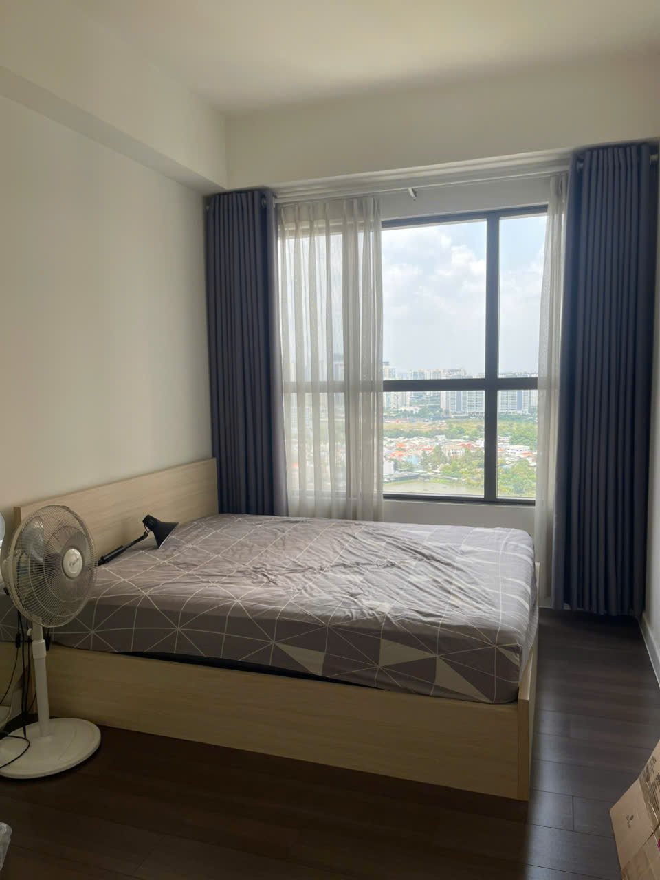 Căn Hộ 2 Phòng Ngủ Có Nội Thất Cho Thuê Tại The Sun Avenue