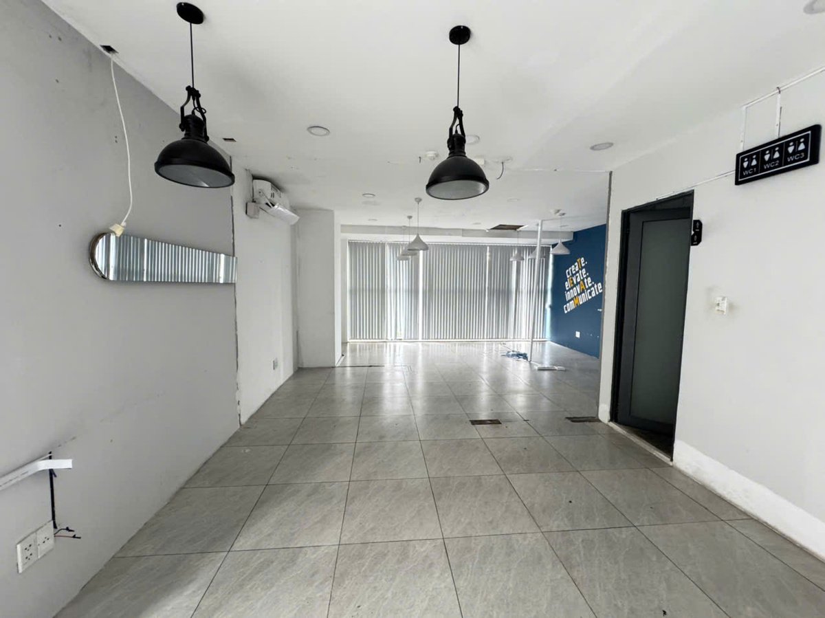 Cực Hiếm Căn Văn Phòng Diện Tích 300m2 Cho Thuê The Sun Avenue, Q2