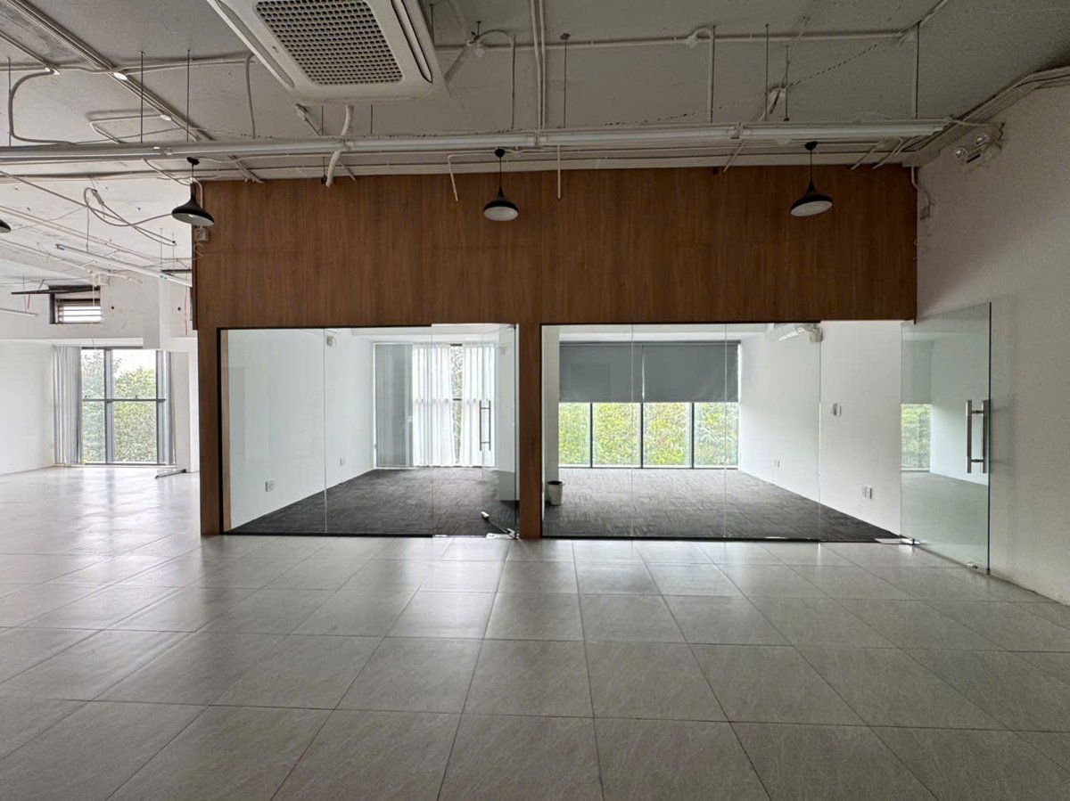 Cực Hiếm Căn Văn Phòng Diện Tích 300m2 Cho Thuê The Sun Avenue, Q2