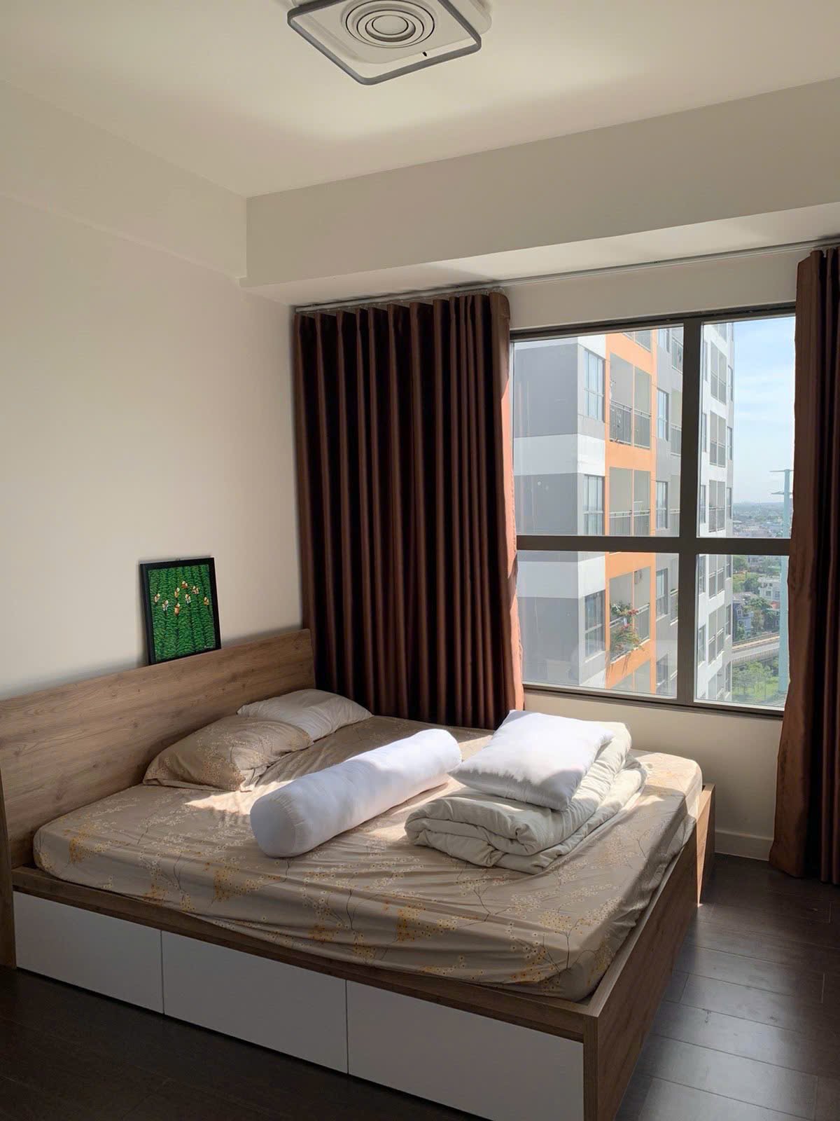 Bán Căn Hộ 3 Phòng Ngủ Có Nội Thất The Sun Avenue