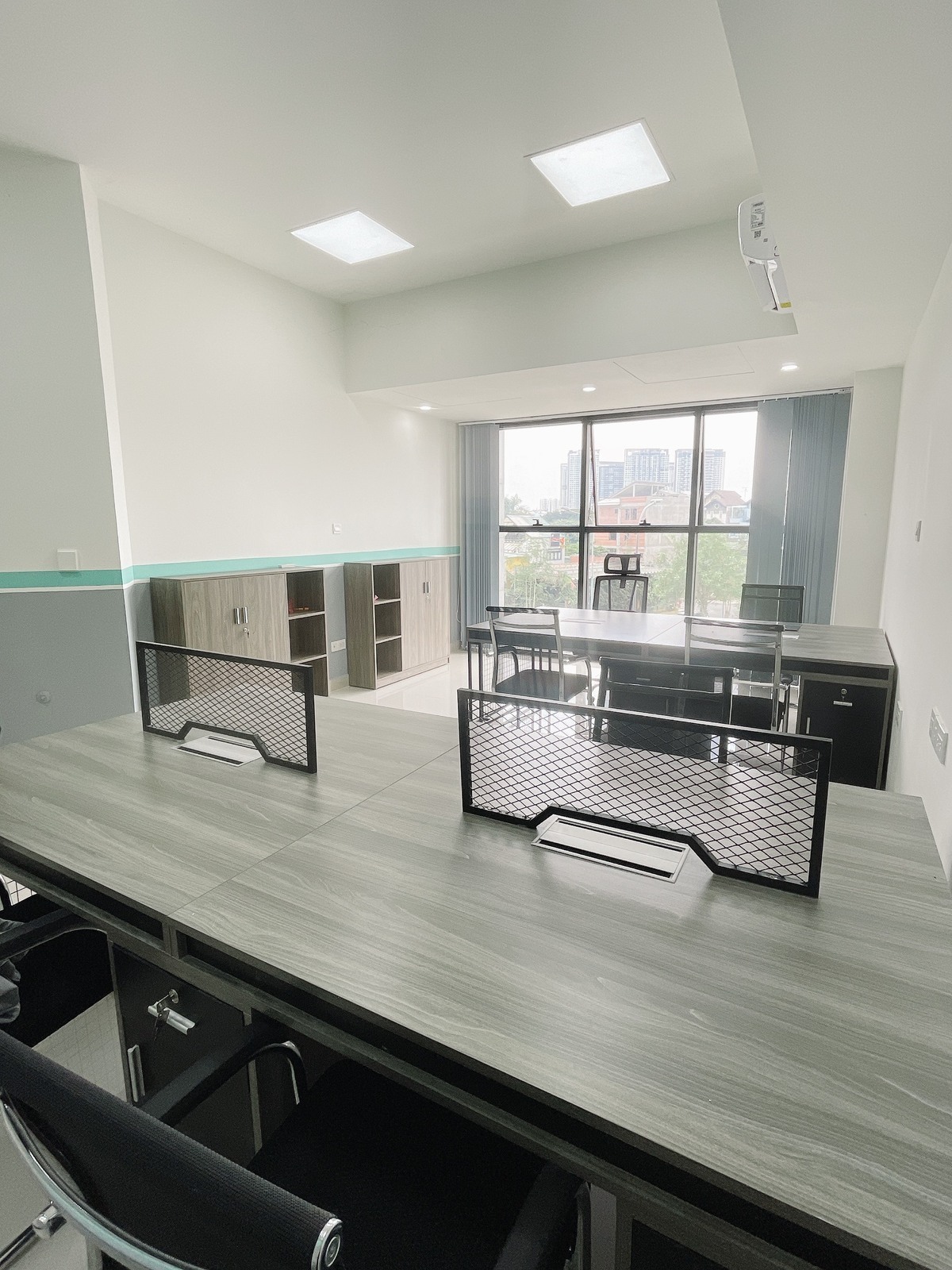 Văn Phòng Có Nội Thất Cần Cho Thuê The Sun Avenue