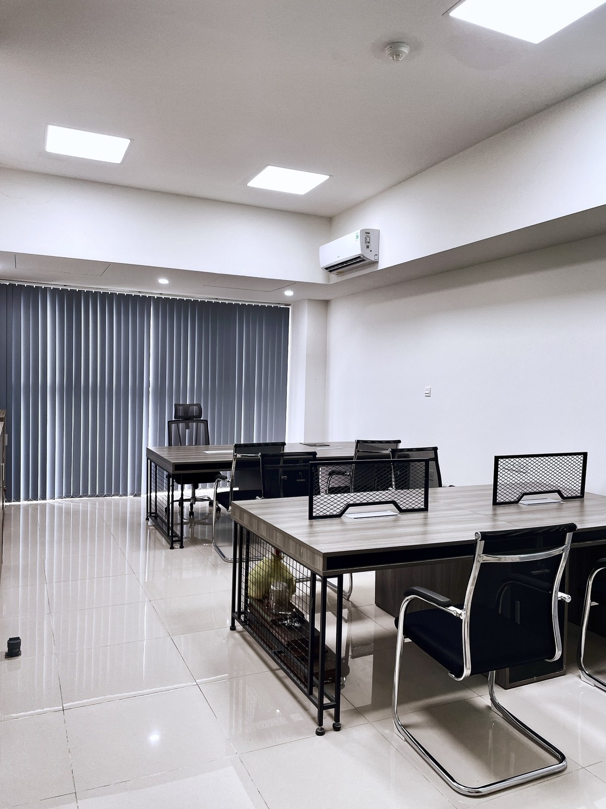 Văn Phòng Có Nội Thất Cần Cho Thuê The Sun Avenue